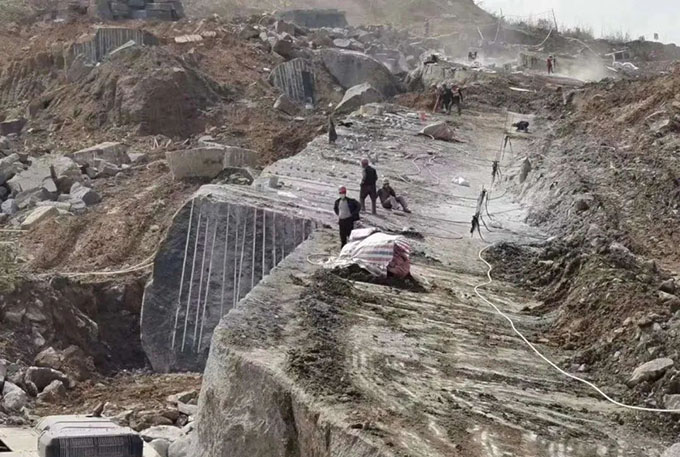 宜宾黑石材产区